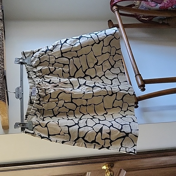 Pure Alfred Sung linen blend mini skirt - Picture 2 of 6